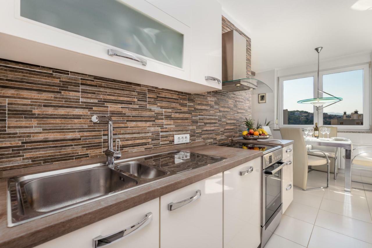 Apartment City View Rijeka Exterior photo